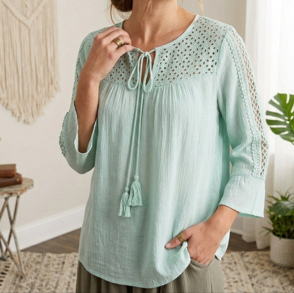 Grace & Lace Mint Green Eyelet Boho Blouse Tie Front Bell Sleeve Top Size S